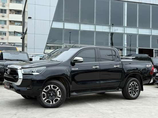 TOYOTA-HILUX-2.8 SRX 4X4 CD 16V DIESEL 4P AUTOMÁTICO TOYOTA-HILUX-2016