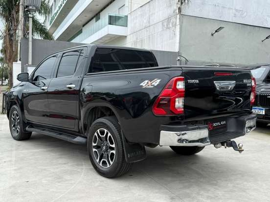 TOYOTA-HILUX-2.8 SRX 4X4 CD 16V DIESEL 4P AUTOMÁTICO TOYOTA-HILUX-2016