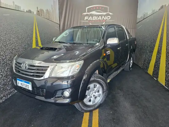 TOYOTA-HILUX-3.0 SR 4X4 CD 16V TURBO INTERCOOLER DIESEL 4P AUTOMÁTICO TOYOTA-HILUX-2015