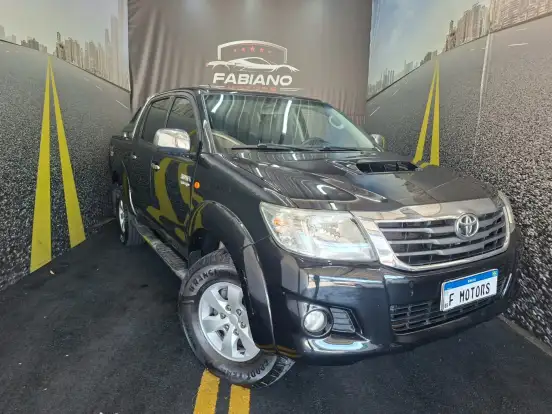 TOYOTA-HILUX-3.0 SR 4X4 CD 16V TURBO INTERCOOLER DIESEL 4P AUTOMÁTICO TOYOTA-HILUX-2015