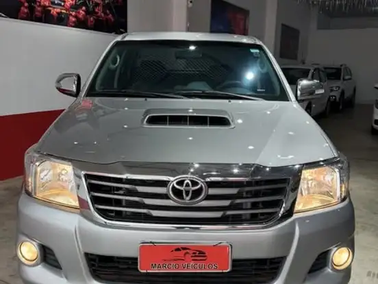 TOYOTA-HILUX-3.0 SRV 4X4 CD 16V TURBO INTERCOOLER DIESEL 4P AUTOMÁTICO TOYOTA-HILUX-2015