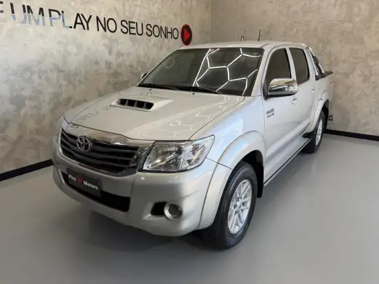 TOYOTA-HILUX-3.0 SRV TOP 4X4 CD 16V TURBO INTERCOOLER DIESEL 4P AUTOMÁTICO TOYOTA-HILUX-2013