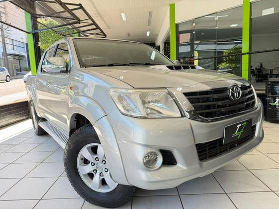 TOYOTA HILUX 3.0 SR 4X4 CD 16V TURBO INTERCOOLER DIESEL 4P AUTOMÁTICO