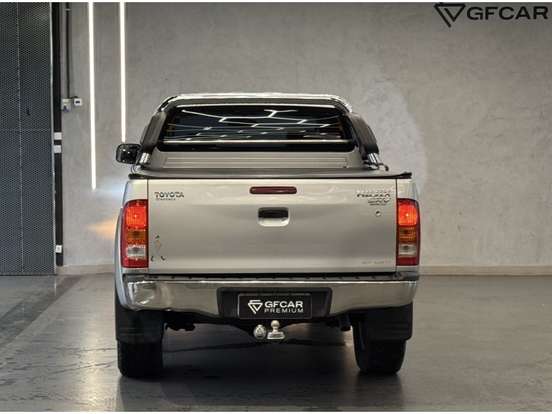 TOYOTA-HILUX-3.0 SRV 4X4 CD 16V TURBO INTERCOOLER DIESEL 4P AUTOMÁTICO TOYOTA-HILUX-2011