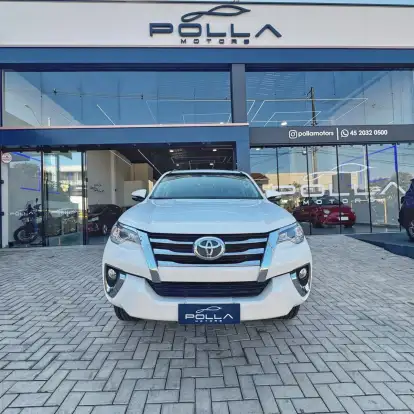 TOYOTA-HILUX SW4-2.7 SR 7 LUGARES 4X2 16V FLEX 4P AUTOMÁTICO TOYOTA-HILUX SW4-2016