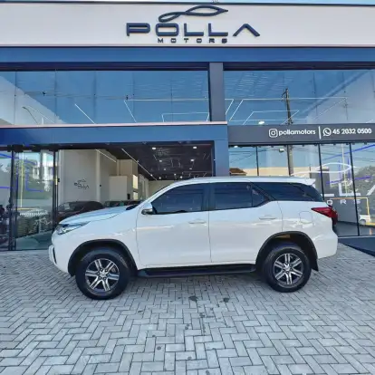 TOYOTA-HILUX SW4-2.7 SR 7 LUGARES 4X2 16V FLEX 4P AUTOMÁTICO TOYOTA-HILUX SW4-2016