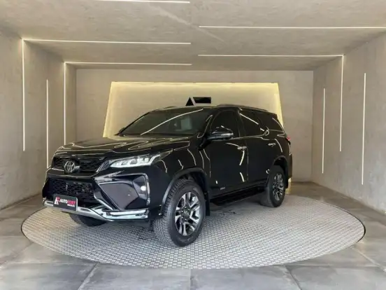 TOYOTA-HILUX SW4-2022