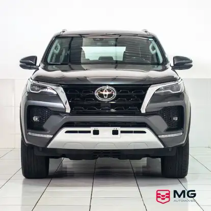 TOYOTA-HILUX SW4-2021