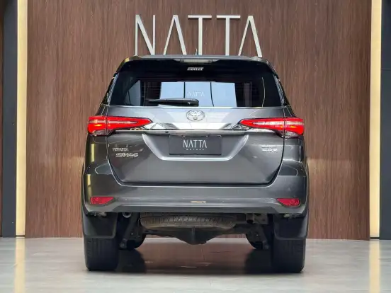 TOYOTA-HILUX SW4-2022