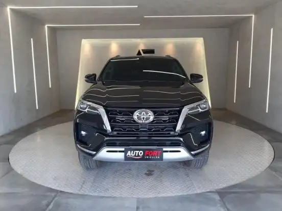 TOYOTA-HILUX SW4-2020