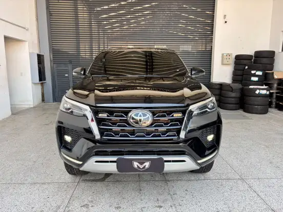 TOYOTA-HILUX SW4-2.8 D-4D TURBO DIESEL SRX 7L 4X4 AUTOMÁTICO TOYOTA-HILUX SW4-2021