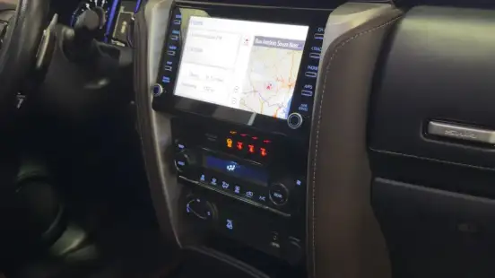 TOYOTA-HILUX SW4-2019