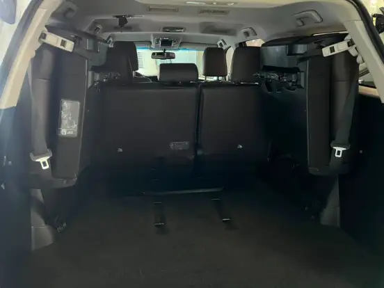 TOYOTA-HILUX SW4-2018