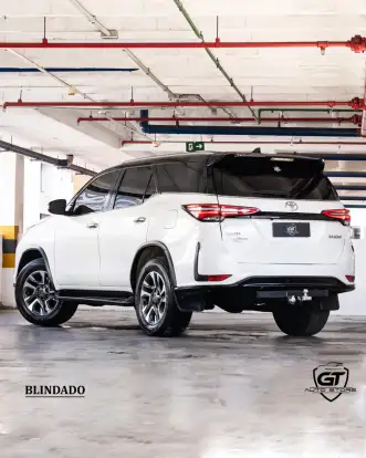 TOYOTA-HILUX SW4-2.8 SRX DIAMOND 4X4 7 LUGARES 16V TURBO INTERCOOLER DIESEL 4P AUTOMÁTICO TOYOTA-HILUX SW4-2019
