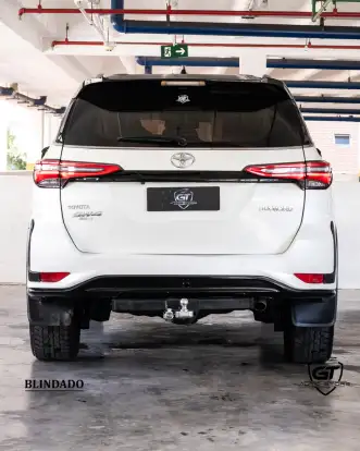 TOYOTA-HILUX SW4-2.8 SRX DIAMOND 4X4 7 LUGARES 16V TURBO INTERCOOLER DIESEL 4P AUTOMÁTICO TOYOTA-HILUX SW4-2019