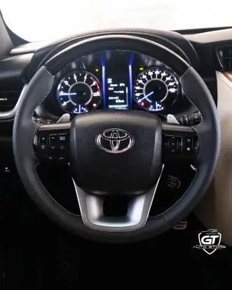 TOYOTA-HILUX SW4-2.8 SRX DIAMOND 4X4 7 LUGARES 16V TURBO INTERCOOLER DIESEL 4P AUTOMÁTICO TOYOTA-HILUX SW4-2019