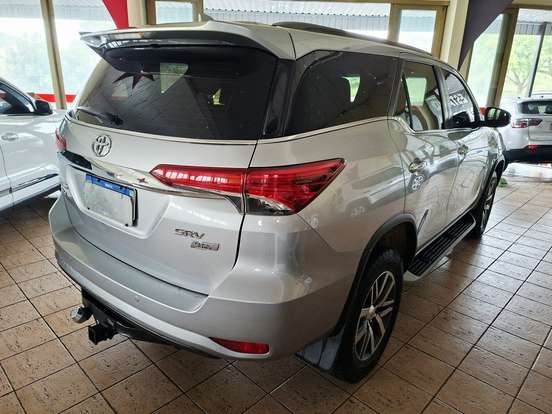 TOYOTA-HILUX SW4-2019