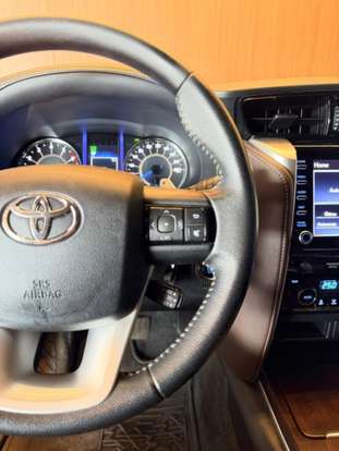 TOYOTA-HILUX SW4-2.7 SRV 7 LUGARES 4X2 16V FLEX 4P AUTOMÁTICO TOYOTA-HILUX SW4-2020