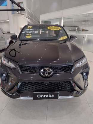 TOYOTA-HILUX SW4-2.8 D-4D TURBO DIESEL DIAMOND 7L 4X4 AUTOMÁTICO TOYOTA-HILUX SW4-2022