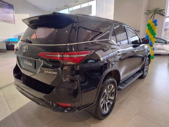 TOYOTA-HILUX SW4-2.8 D-4D TURBO DIESEL DIAMOND 7L 4X4 AUTOMÁTICO TOYOTA-HILUX SW4-2022