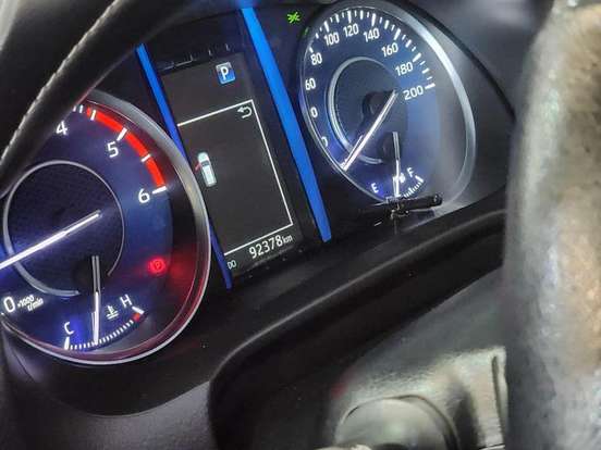 TOYOTA-HILUX SW4-2022