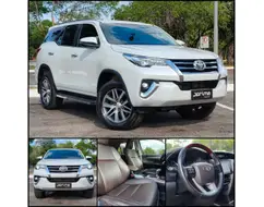 TOYOTA HILUX SW4 2.8 SRX 4X4 16V TURBO INTERCOOLER DIESEL 4P AUTOMÁTICO TOYOTA HILUX SW4 2.8 SRX 4X4 16V TURBO INTERCOOLER DIESEL 4P AUTOMÁTICO