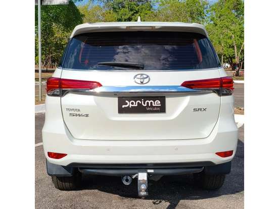 TOYOTA-HILUX SW4-2.8 SRX 4X4 16V TURBO INTERCOOLER DIESEL 4P AUTOMÁTICO TOYOTA-HILUX SW4-2019