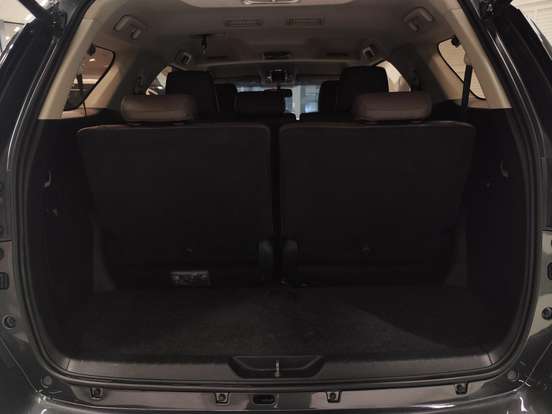 TOYOTA-HILUX SW4-2017