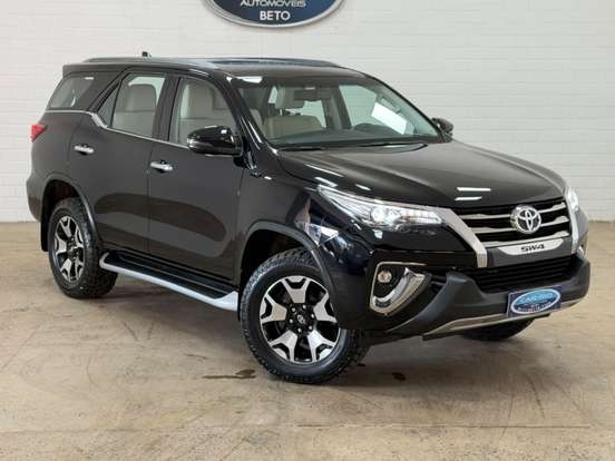 TOYOTA-HILUX SW4-2019
