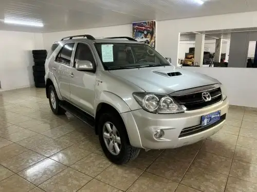 TOYOTA-HILUX SW4-2008