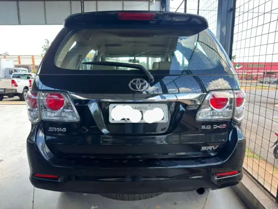 TOYOTA-HILUX SW4-2012