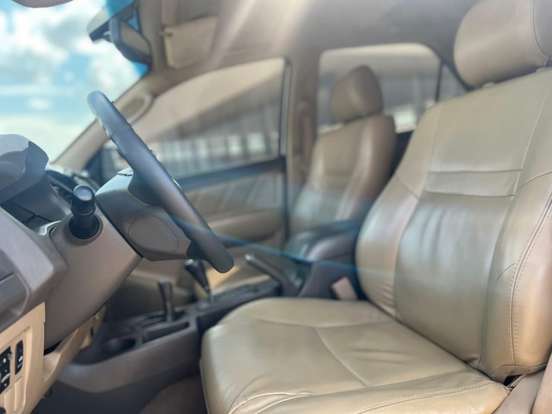 TOYOTA-HILUX SW4-2012