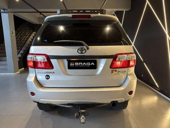 TOYOTA-HILUX SW4-4.0 SRV 4X4 V6 24V GASOLINA 4P AUTOMÁTICO TOYOTA-HILUX SW4-2010