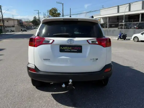 TOYOTA-RAV4-2.0 4X4 16V GASOLINA 4P AUTOMÁTICO TOYOTA-RAV4-2014