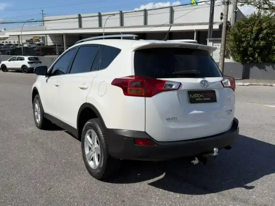 TOYOTA-RAV4-2.0 4X4 16V GASOLINA 4P AUTOMÁTICO TOYOTA-RAV4-2014