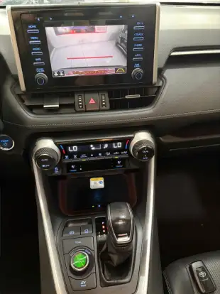 TOYOTA-RAV4-2019