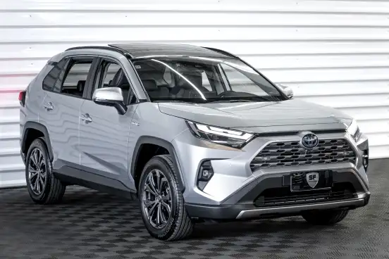 TOYOTA-RAV4-2024