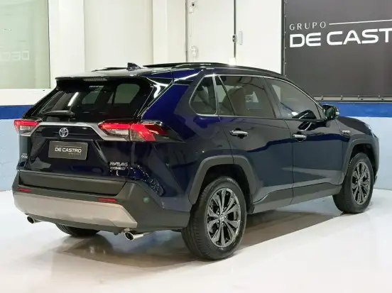 TOYOTA-RAV4-2023