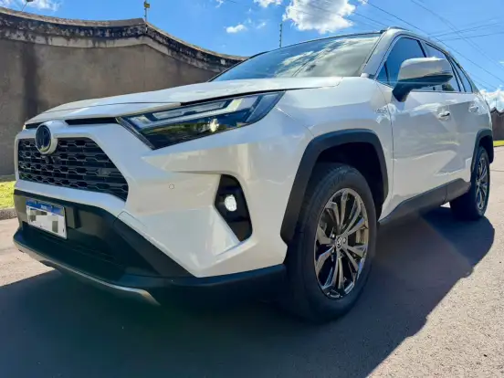 TOYOTA-RAV4-2023