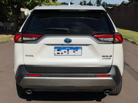 TOYOTA-RAV4-2023