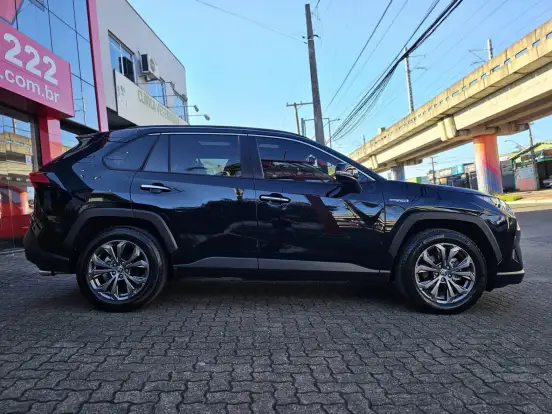TOYOTA-RAV4-2023