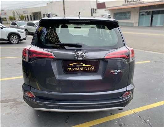 TOYOTA-RAV4-2018