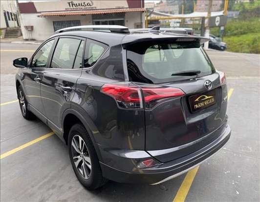 TOYOTA-RAV4-2018