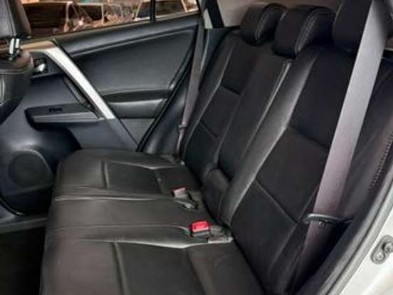 TOYOTA-RAV4-2.0 4X2 16V GASOLINA 4P AUTOMÁTICO TOYOTA-RAV4-2014