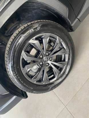 TOYOTA-RAV4-2023