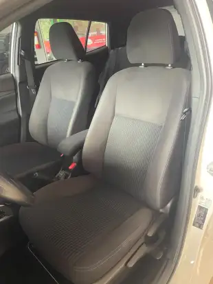 TOYOTA-YARIS-2021