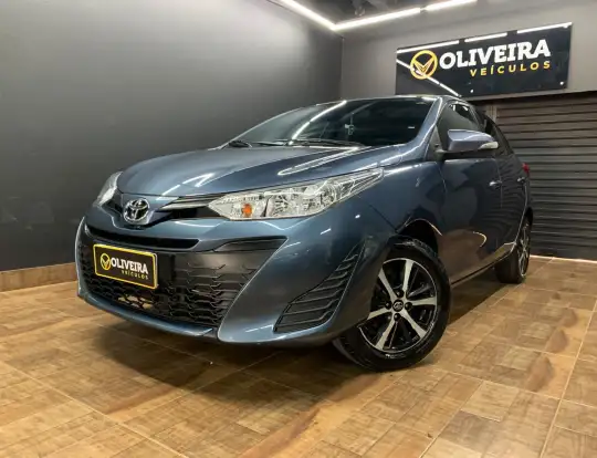 TOYOTA-YARIS-2020