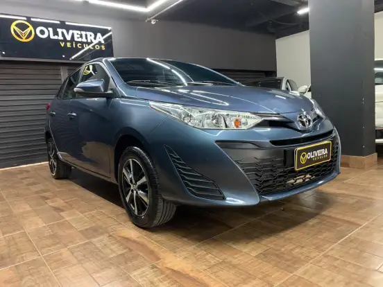 TOYOTA-YARIS-2020