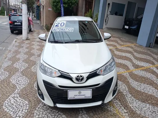 TOYOTA-YARIS-1.5 16V FLEX SEDAN XS MULTIDRIVE TOYOTA-YARIS-2019