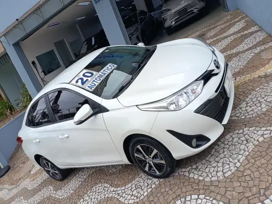 TOYOTA-YARIS-1.5 16V FLEX SEDAN XS MULTIDRIVE TOYOTA-YARIS-2019
